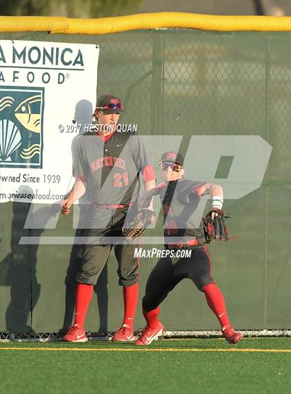 Thumbnail 2 in Mater Dei vs Santiago (Boras Classic South) photogallery.
