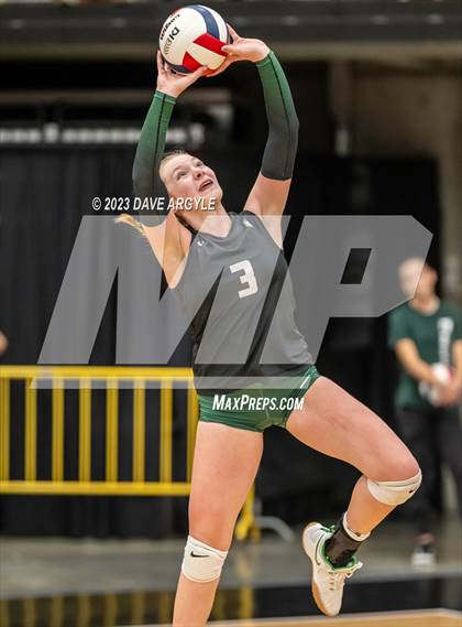 Thumbnail 2 in Green Canyon vs. Desert Hills (UHSAA 4A Semifinal) photogallery.