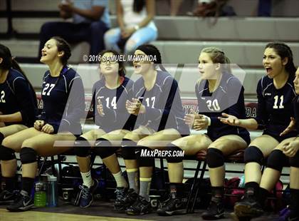 Thumbnail 3 in Venice vs Cleveland (CIF LACS Final) photogallery.