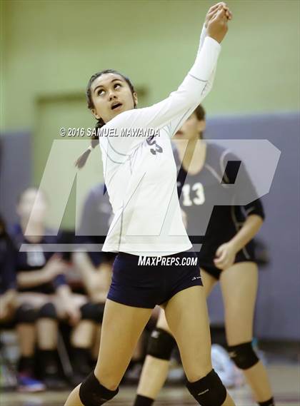 Thumbnail 2 in Venice vs Cleveland (CIF LACS Final) photogallery.