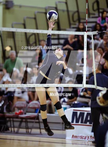 Thumbnail 3 in Venice vs Cleveland (CIF LACS Final) photogallery.