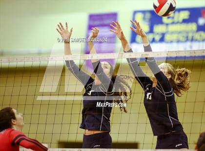 Thumbnail 1 in Venice vs Cleveland (CIF LACS Final) photogallery.