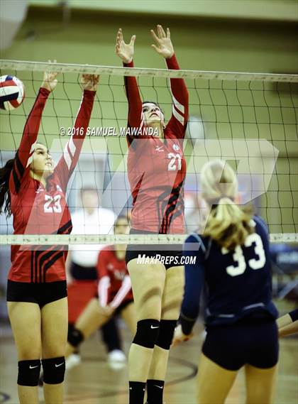 Thumbnail 3 in Venice vs Cleveland (CIF LACS Final) photogallery.