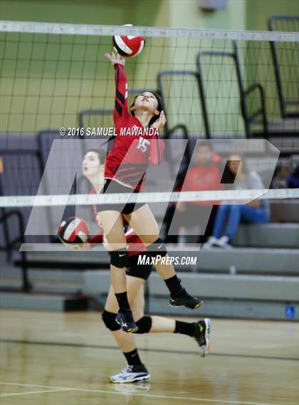 Thumbnail 3 in Venice vs Cleveland (CIF LACS Final) photogallery.