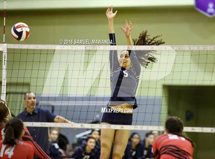 Thumbnail 3 in Venice vs Cleveland (CIF LACS Final) photogallery.