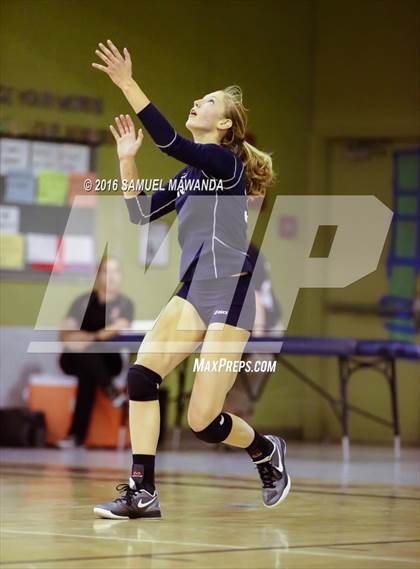 Thumbnail 3 in Venice vs Cleveland (CIF LACS Final) photogallery.