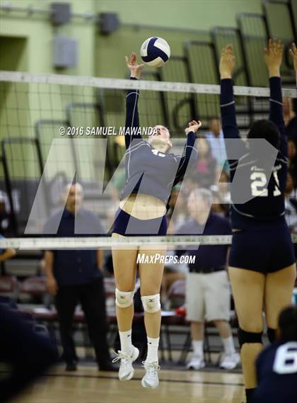 Thumbnail 2 in Venice vs Cleveland (CIF LACS Final) photogallery.