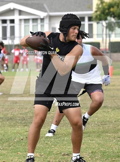Thumbnail 2 in San Clemente vs. Palmdale  (Ocean View Seahawk Classic) photogallery.