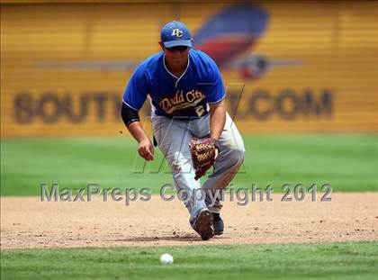 Thumbnail 2 in Stamford vs. Dodd City (UIL 1A State Semifinal) photogallery.