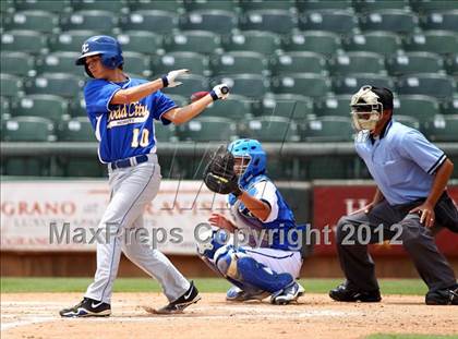 Thumbnail 3 in Stamford vs. Dodd City (UIL 1A State Semifinal) photogallery.
