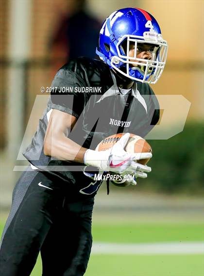 Thumbnail 2 in Norview @ Maury photogallery.