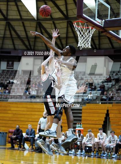 Thumbnail 1 in Cherokee @ Dobyns-Bennett photogallery.