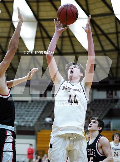 Thumbnail 3 in Cherokee @ Dobyns-Bennett photogallery.