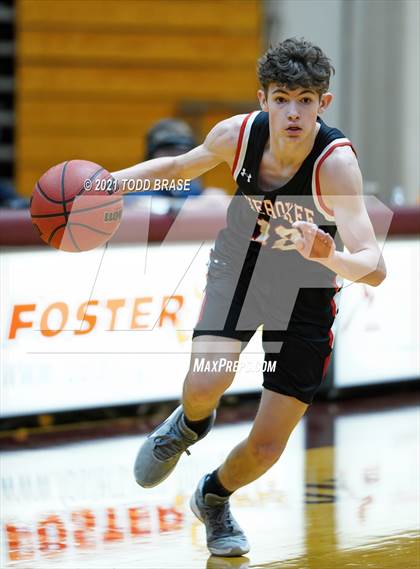 Thumbnail 2 in Cherokee @ Dobyns-Bennett photogallery.