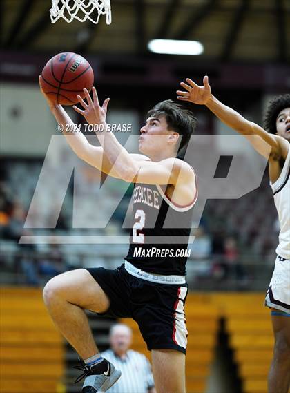 Thumbnail 1 in Cherokee @ Dobyns-Bennett photogallery.