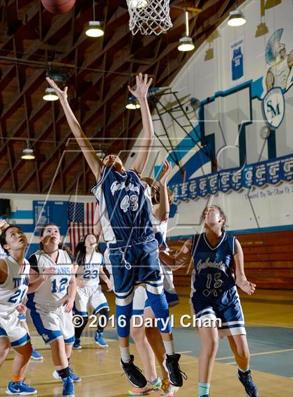 Thumbnail 3 in Gabrielino @ San Marino photogallery.