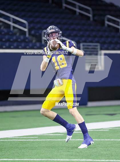 Thumbnail 3 in Highland Park vs. Reedy (UIL 5A D1 Football Regional) photogallery.