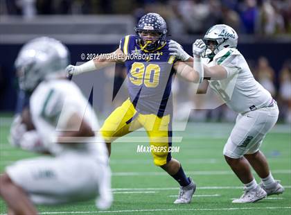 Thumbnail 2 in Highland Park vs. Reedy (UIL 5A D1 Football Regional) photogallery.