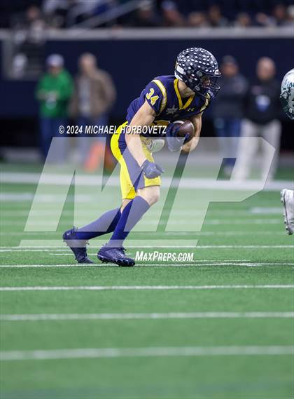 Thumbnail 2 in Highland Park vs. Reedy (UIL 5A D1 Football Regional) photogallery.
