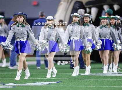 Thumbnail 2 in Highland Park vs. Reedy (UIL 5A D1 Football Regional) photogallery.