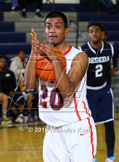 Thumbnail 1 in Reseda vs. Buckley (War on the Floor Extravaganza) photogallery.