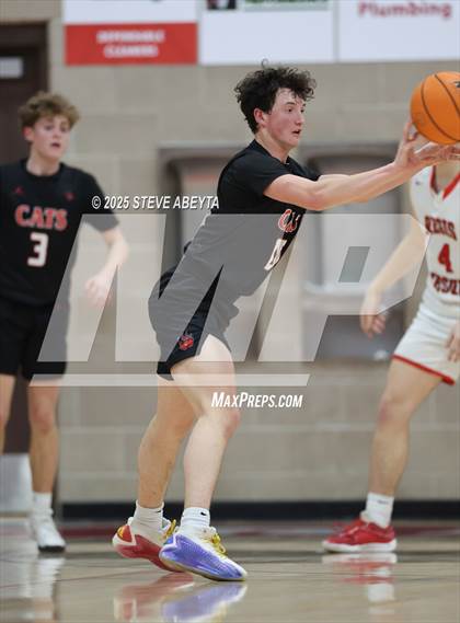 Thumbnail 1 in Castle View @ Regis Jesuit photogallery.
