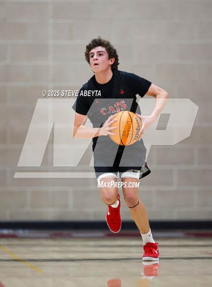 Thumbnail 1 in Castle View @ Regis Jesuit photogallery.