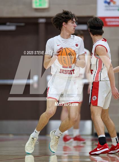 Thumbnail 2 in Castle View @ Regis Jesuit photogallery.