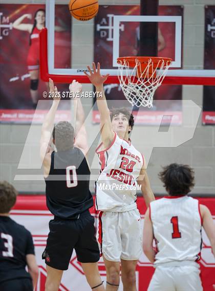 Thumbnail 1 in Castle View @ Regis Jesuit photogallery.