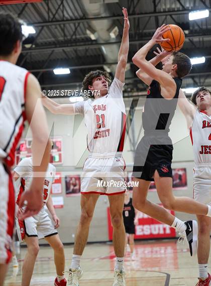 Thumbnail 3 in Castle View @ Regis Jesuit photogallery.