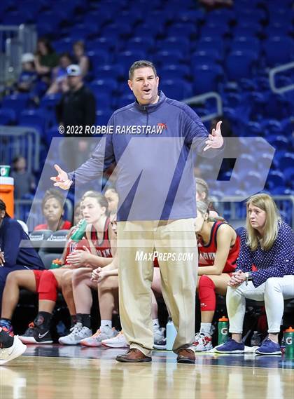 Thumbnail 2 in Argyle vs. Hardin-Jefferson (UIL 4A State Semifinal) photogallery.