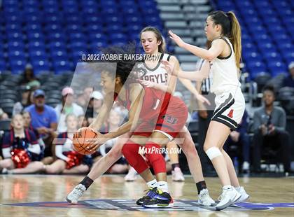 Thumbnail 3 in Argyle vs. Hardin-Jefferson (UIL 4A State Semifinal) photogallery.