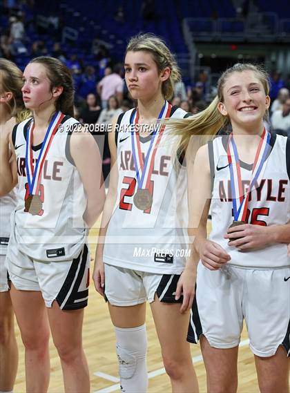 Thumbnail 1 in Argyle vs. Hardin-Jefferson (UIL 4A State Semifinal) photogallery.