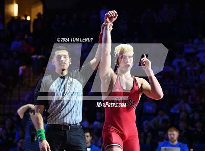 Thumbnail 3 in UIL 5A Championship Finals 150-285lb photogallery.