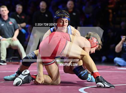 Thumbnail 2 in UIL 5A Championship Finals 150-285lb photogallery.