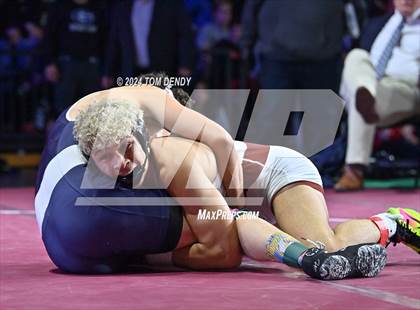Thumbnail 1 in UIL 5A Championship Finals 150-285lb photogallery.
