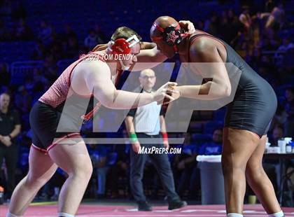 Thumbnail 3 in UIL 5A Championship Finals 150-285lb photogallery.