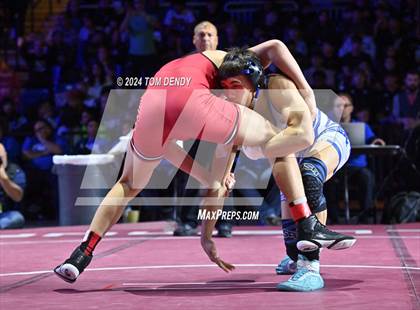 Thumbnail 3 in UIL 5A Championship Finals 150-285lb photogallery.