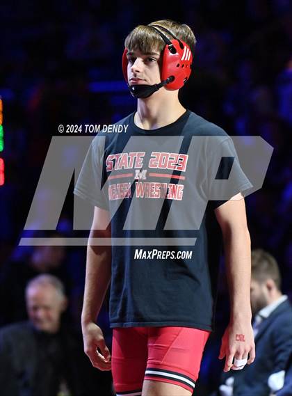 Thumbnail 1 in UIL 5A Championship Finals 150-285lb photogallery.
