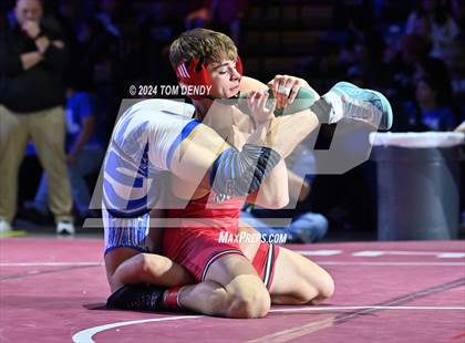 Thumbnail 1 in UIL 5A Championship Finals 150-285lb photogallery.