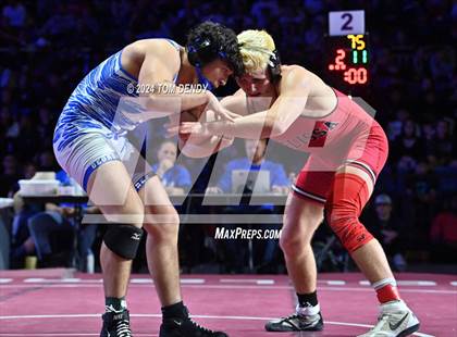 Thumbnail 1 in UIL 5A Championship Finals 150-285lb photogallery.