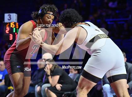 Thumbnail 2 in UIL 5A Championship Finals 150-285lb photogallery.