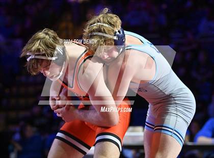 Thumbnail 1 in UIL 5A Championship Finals 150-285lb photogallery.