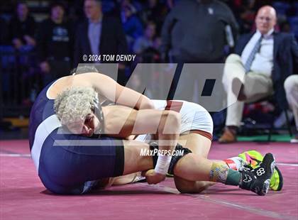 Thumbnail 3 in UIL 5A Championship Finals 150-285lb photogallery.