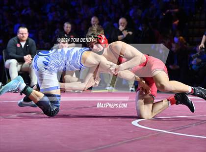 Thumbnail 3 in UIL 5A Championship Finals 150-285lb photogallery.