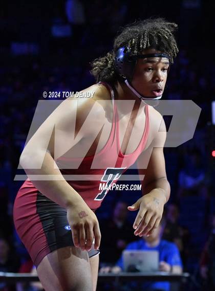 Thumbnail 2 in UIL 5A Championship Finals 150-285lb photogallery.