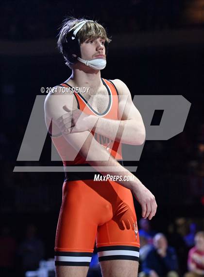 Thumbnail 1 in UIL 5A Championship Finals 150-285lb photogallery.