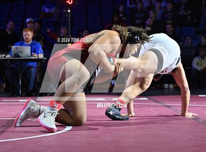 Thumbnail 3 in UIL 5A Championship Finals 150-285lb photogallery.
