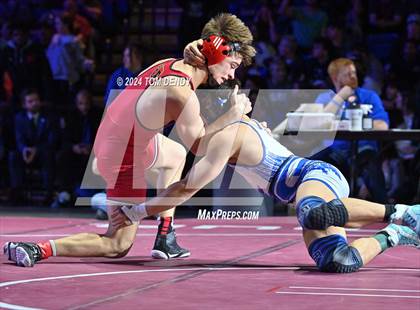 Thumbnail 1 in UIL 5A Championship Finals 150-285lb photogallery.