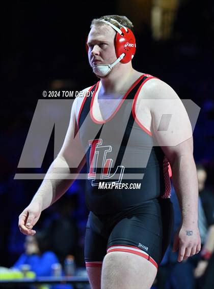 Thumbnail 3 in UIL 5A Championship Finals 150-285lb photogallery.